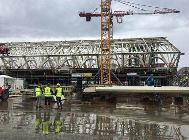 Belçika Metal / Gare De Mons tren garı 5.000 ton çelik Strand Jack ile montaj işi